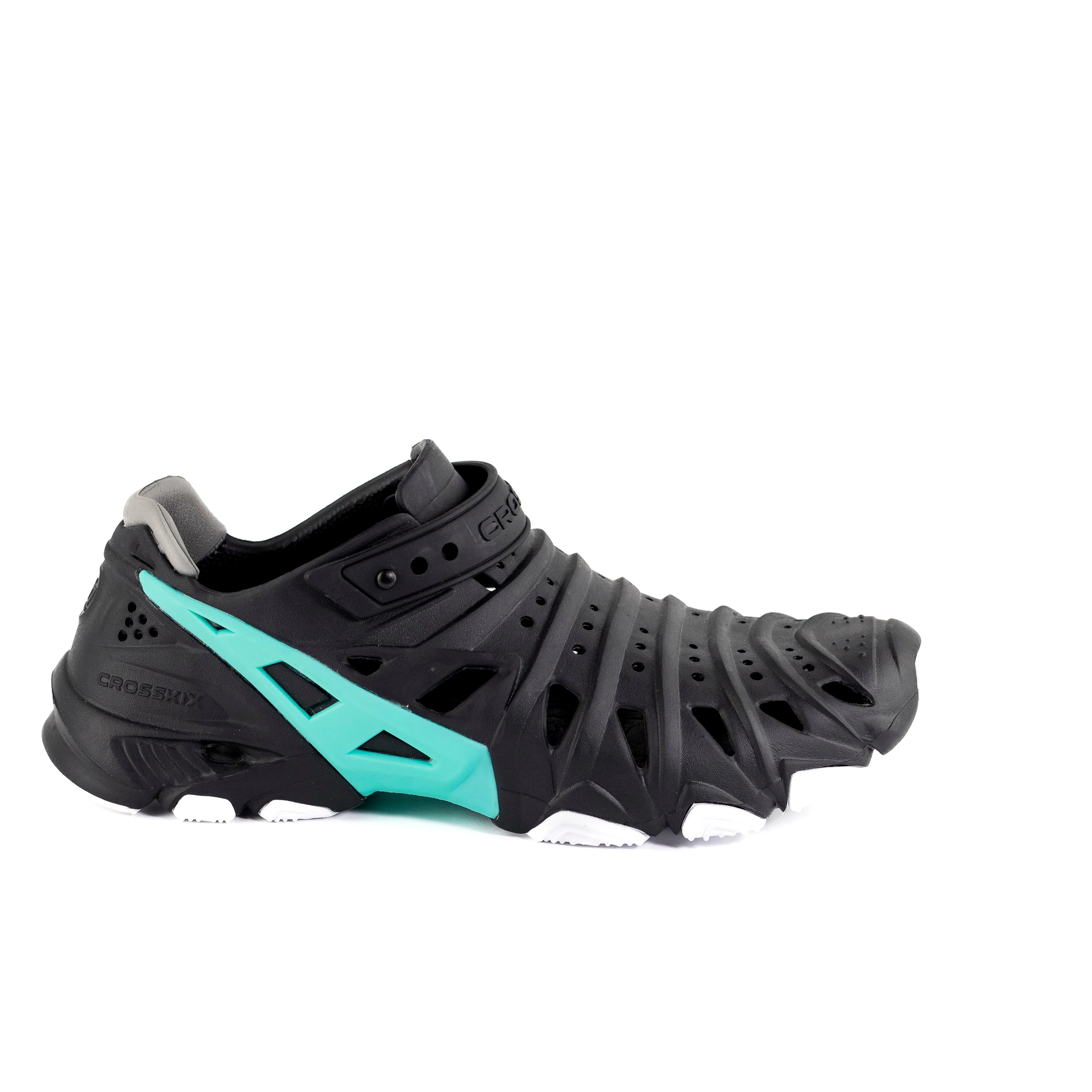 2.0 Closed Toe Water Shoes for Men by CROSSKIX