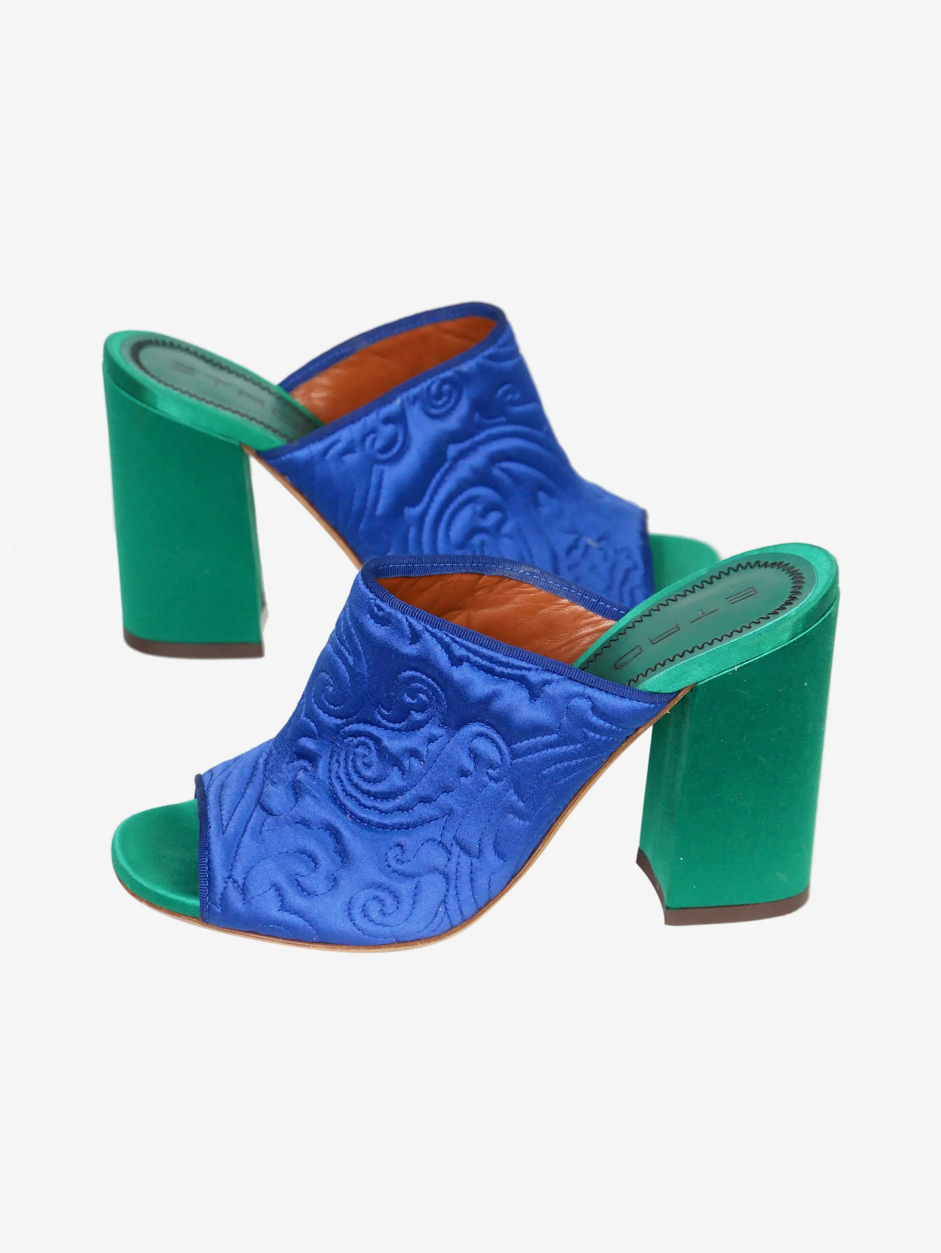 Blue embroidered heels - size EU 36