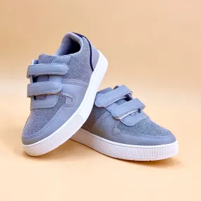 NEW ,  KIDS SHOES SIZE FROM 20 TO 36 K81