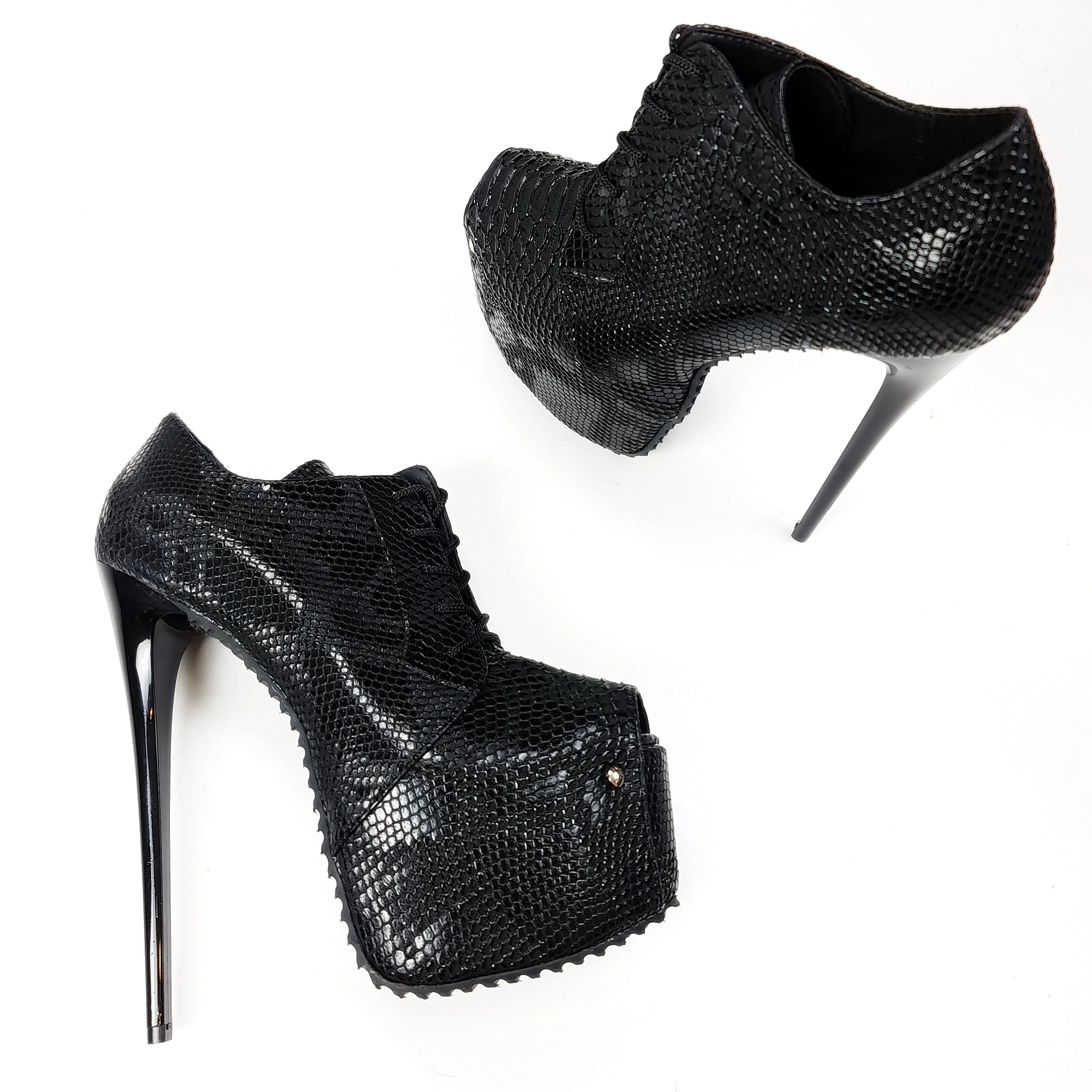 Serrated Sole Black Oxford Croco Ankle Heels